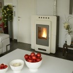 Pelletkachels: pelletkachel met kanalisatie: Piazzetta P937 keramiek bianco antico, 11 kW